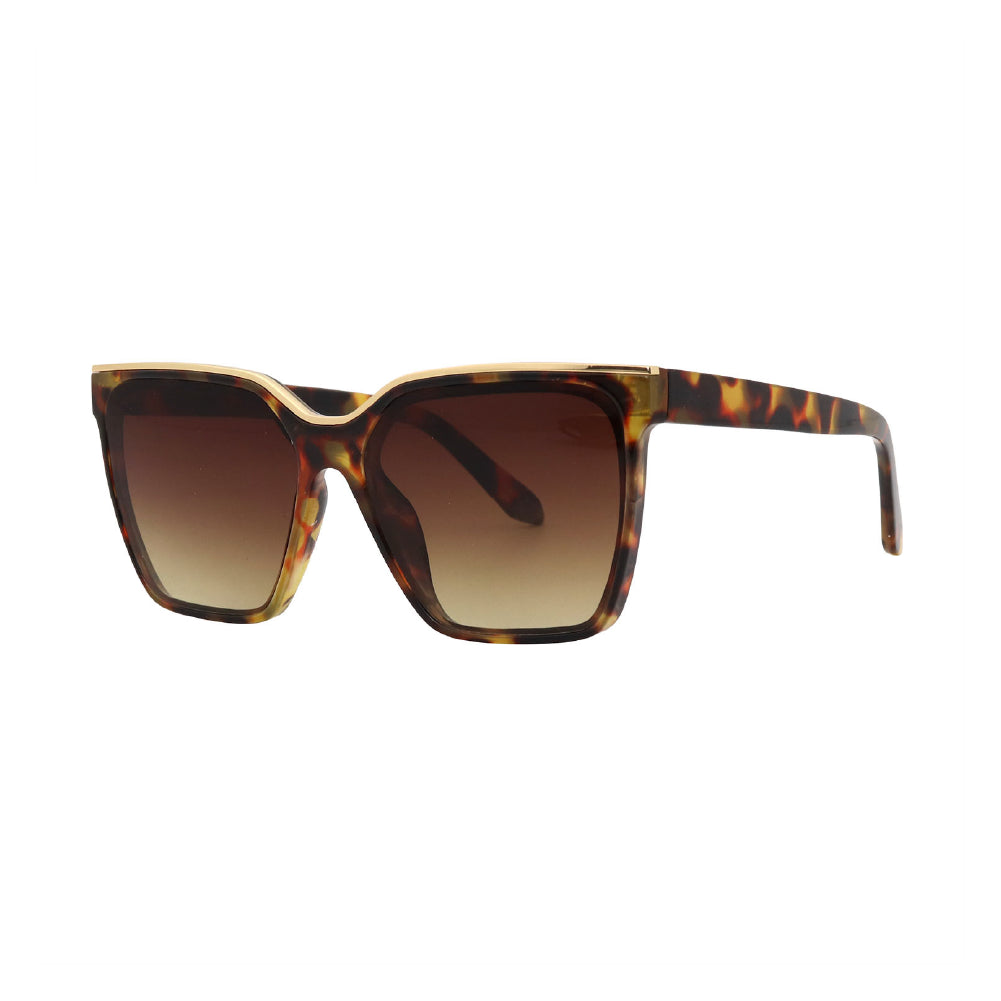 SUN55V5_main "A pair of stylish sunglasses with a tortoiseshell pattern. The frames are wide and square-shaped, giving them a bold and fashionable look. The lenses have a gradient tint, transitioning from a darker shade at the top to a lighter shade at th