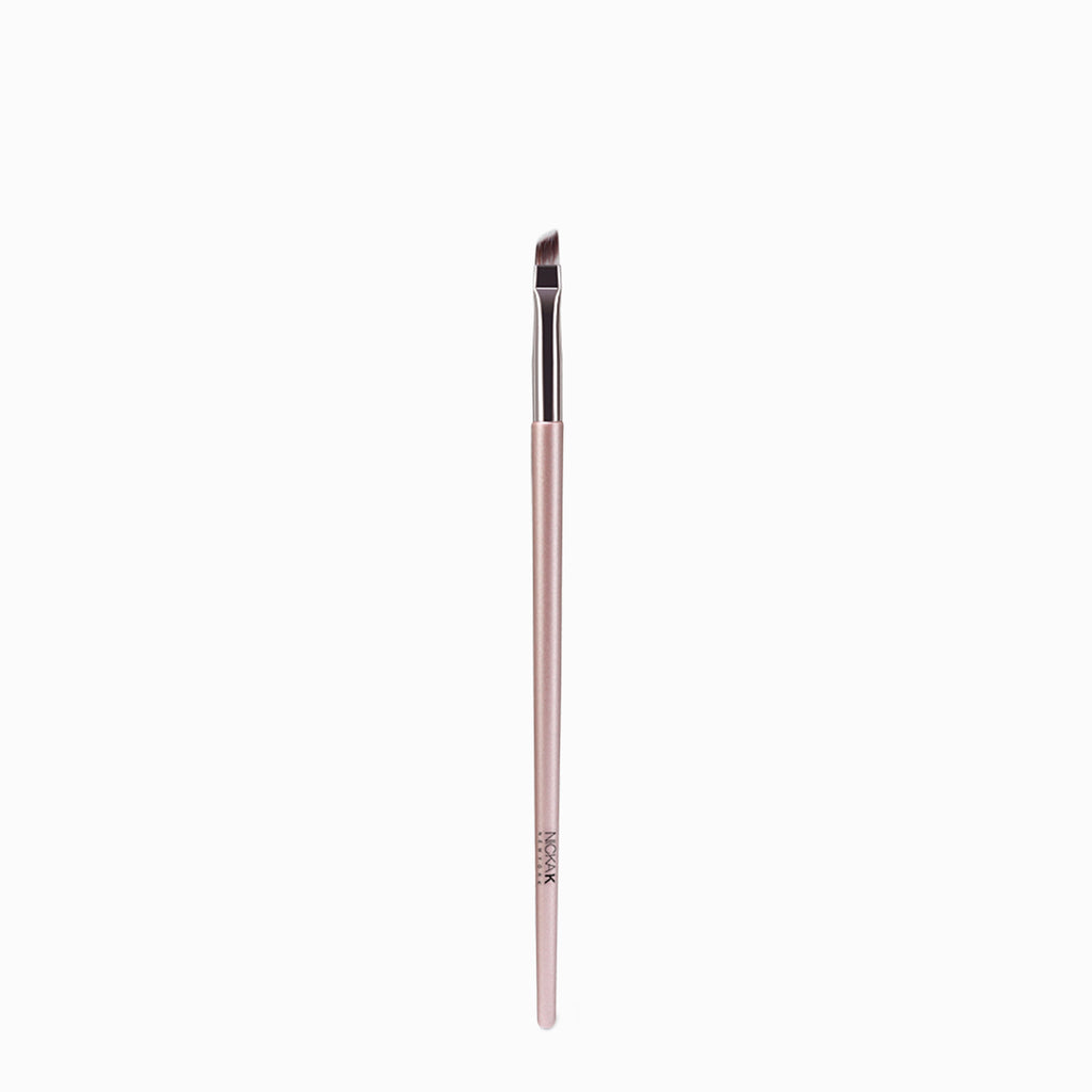 Nicka Angled Eyeliner Brush #Tbpk16 — official pack TBPK16 from nicka.com
